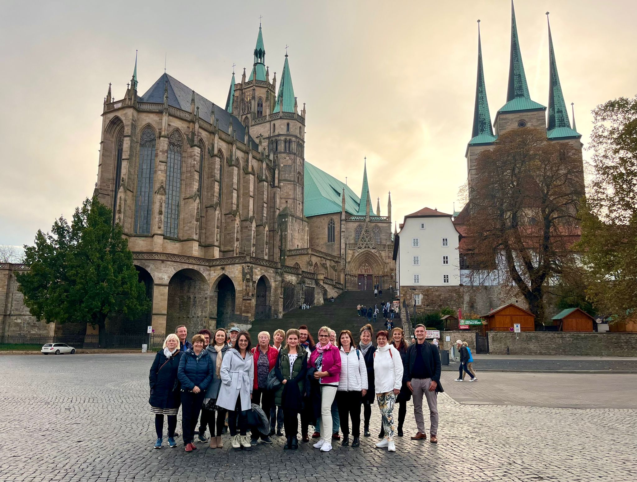 Mitglieder des KV Saale-Orla-Kreis vor dem Erfurter Dom